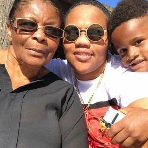 Meet your Posher, Annie